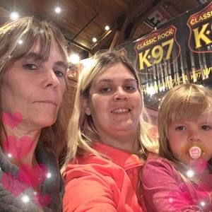 Meet your Posher, Megan